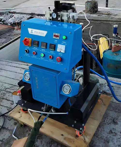 糧倉聚氨酯保溫專用噴涂機(圖1) Q2600糧倉聚氨酯保溫專用噴涂機
